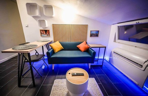 Melun House | Charming one-bedroom apartment in the heart of Melun