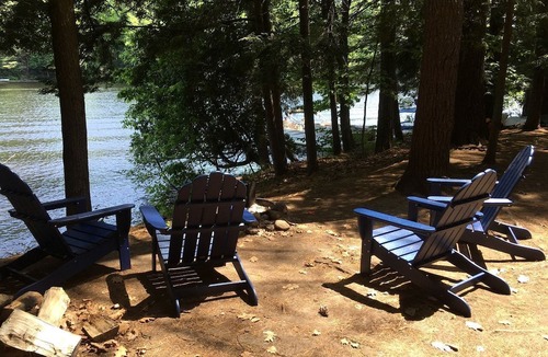 Corinth Cabin | Charming One-Floor Waterfront Cabin with Dock & Fire Pit Near the River | Corinth, New York