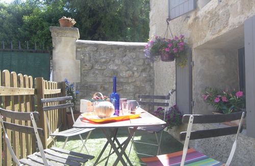 Les Baux-de-Provence House | Charming pied à terre with courtyard, in Les Baux de Provence