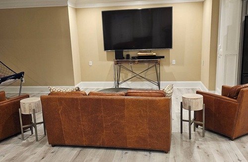 Denver House | Charming,peaceful 2-bedrooms house in gated area in Denver with activities, AC