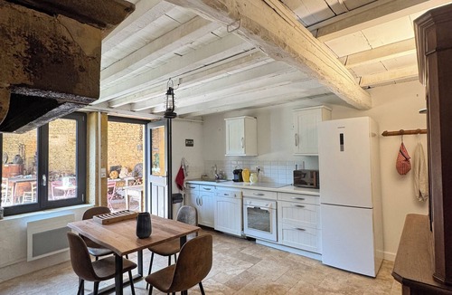 Les Echets House | Charming, peaceful cocoon in the Beaujolais region