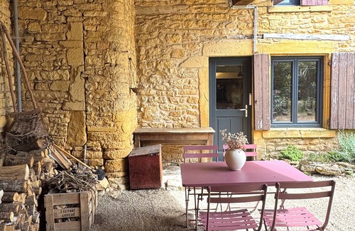 Les Echets House | Charming, peaceful cocoon in the Beaujolais region