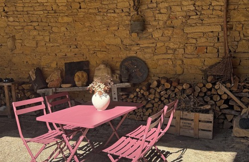 Les Echets House | Charming, peaceful cocoon in the Beaujolais region