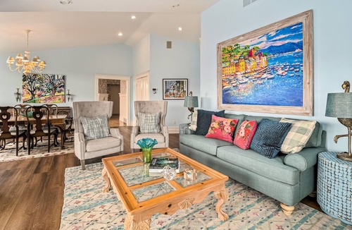 Harbor Springs Condo | Charming penthouse with two balconies & harbor views