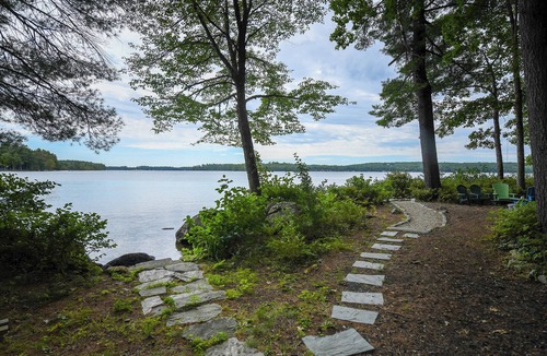 Raymond Cottage | Charming pet-friendly camp on peaceful Panther Pond!