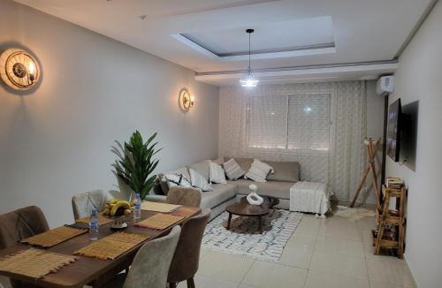 Cite Al Mohammadi Apartment | Charming Pool Apartment Relaxing Stay