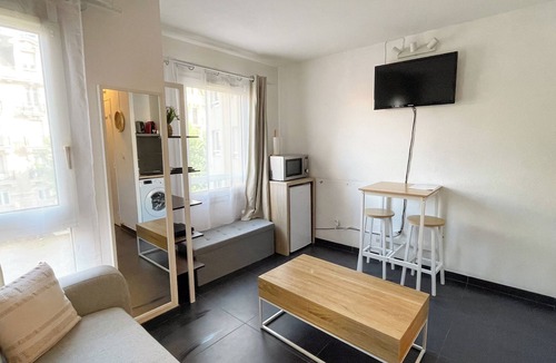 Musicians Quarter Apartment | Charming, practical and central studio just a stone's throw from the station