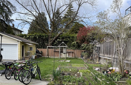 Steveston House | charming private room ensuite