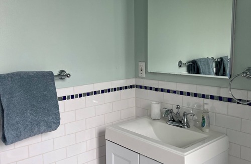 Prospect Heights House | Charming Private Room with En-suite bathroom in Brooklyn Brownstone