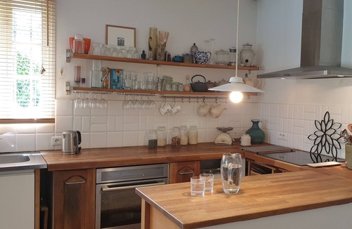 Chateauneuf-Grasse House | Charming Provencal house with enclosed garden and swimming pool