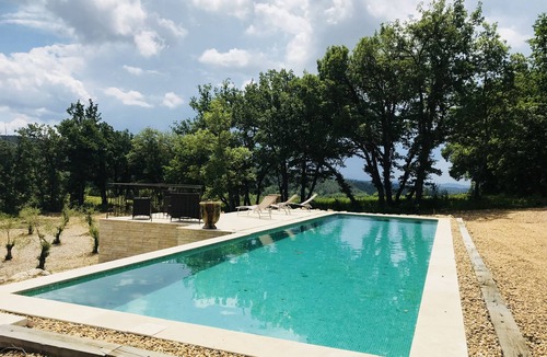 Grambois Villa | Charming property, Spa and 16.5m swimming pool in an exceptional site