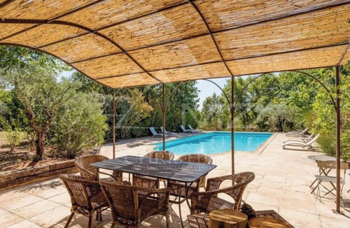 Roussillon House | Charming Provencal house with Wifi Fibre and alarmed swimming pool 6mx12m.