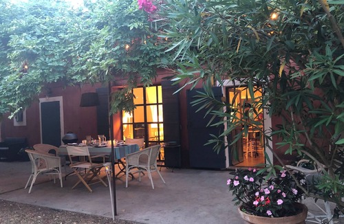 Roussillon House | Charming Provencal house with Wifi Fibre and alarmed swimming pool 6mx12m.