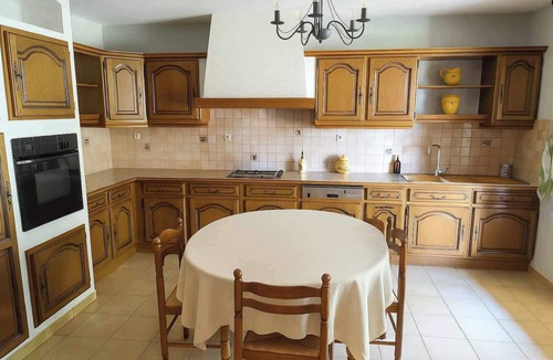 Carpentras Villa | Charming Provencal villa with terrace and garden, near Avignon, Mont Ventoux