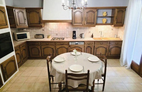 Carpentras Villa | Charming Provencal villa with terrace and garden, near Avignon, Mont Ventoux