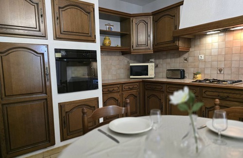 Carpentras Villa | Charming Provencal villa with terrace and garden, near Avignon, Mont Ventoux