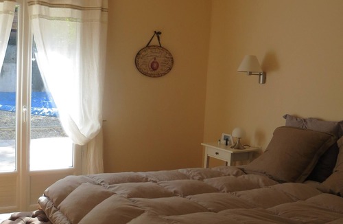 Velleron Villa | Charming provencal villa on one floor with pool