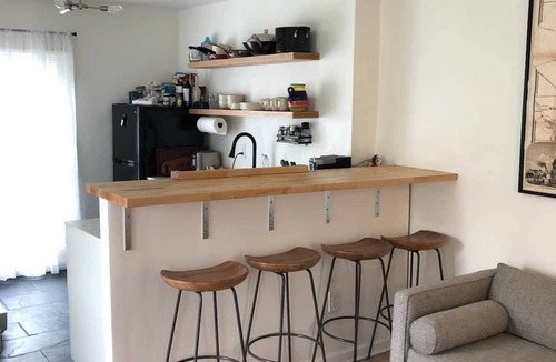 Kingston Apartment | Charming & Quaint 1 bed in Historic Uptown!