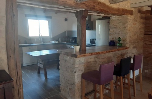 Varaire House | Charming Quercy barn from the mid-19th century 10 people