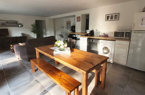 Urrugne Apartment | Charming quiet 3-room apartment, terrace, garden, stream