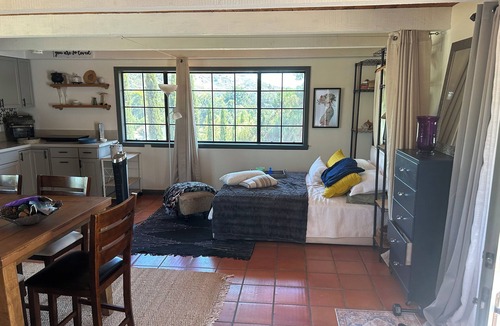 Fallbrook Cottage | Charming, quiet cottage in brilliant Fallbrook with AC, WiFi, private, Smart TV.