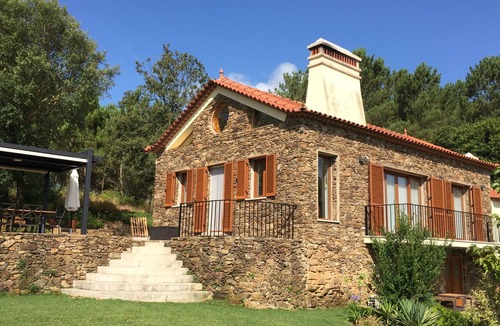 Nossa Senhora do Pranto Villa | Charming, quiet, rustic villa with modern interior