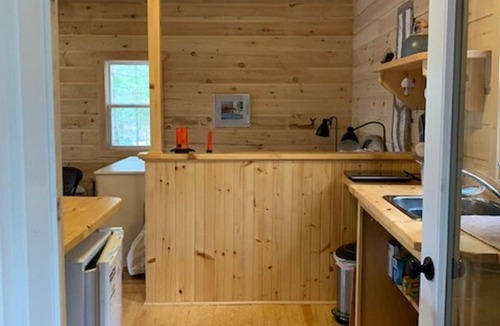 Monetville Cabin | Charming, quiet & rustic cabin on the French River with enclosed porch and deck