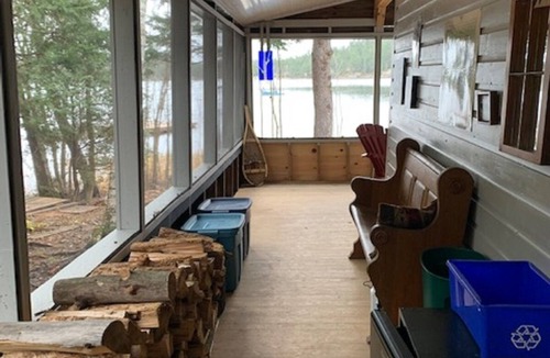 Monetville Cabin | Charming, quiet & rustic cabin on the French River with enclosed porch and deck