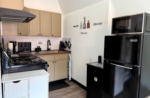 Littleton Cabin | Charming Ranch Retreat with Mini Goats & Paddle Boats near Littleton, NC