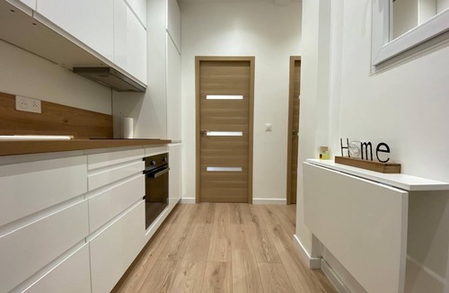 Vernier Apartment | Charming Refurbished Apartment
