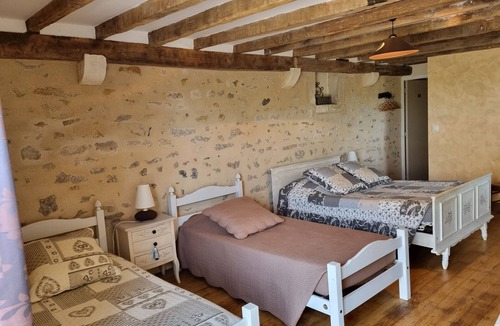 La Berthenoux Bed & Breakfast | Charming renovated guest room with parking in La Berthenoux