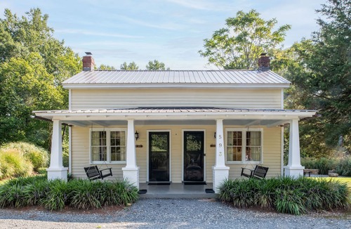 Shipman House | Charming Renovated 1930’s Soapstone Quarry Bungalow