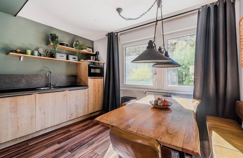 Zaga House | Charming renovated 2 bedroom house sleeps 5