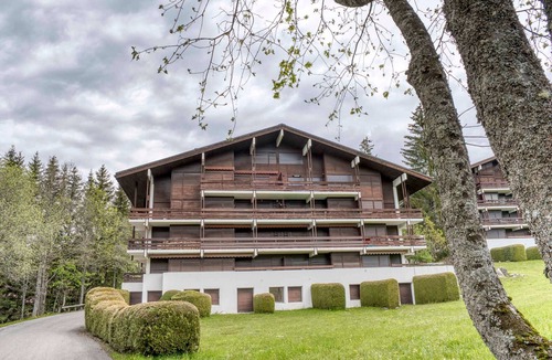 Le Planellet Apartment | Charming Renovated Studio with Terrace & Garden, 400m from Ski Slopes – Megeve Mont d'Arbois