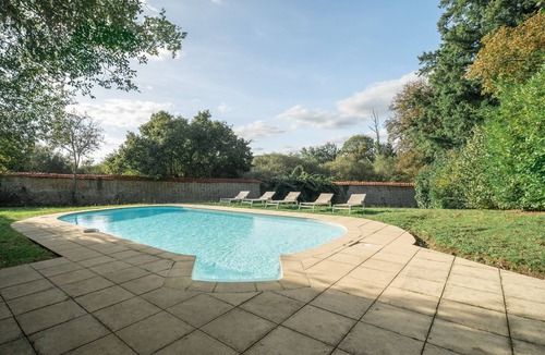 Saint-Gence House | Charming residence in a park of ancient trees with swimming pool and Jaccuzi
