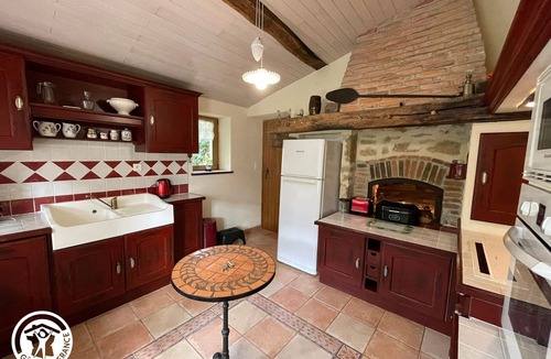 Bourneau Cottage | Charming Restored Country House with Large Garden, Near Baroque Music Festival, 20 km from Thiré