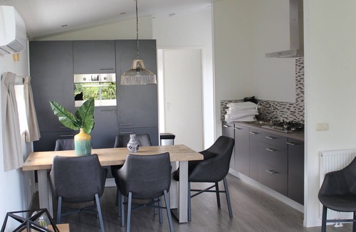 Gasthuis Cottage | Charming Retreat for Your Escape