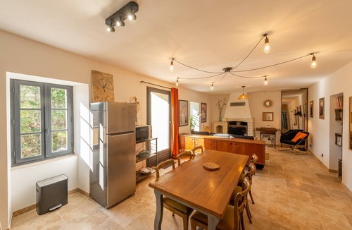 Floressas House | Charming Retreat & Starry Nights in a 1-Hectare Estate (4/5 Guests)