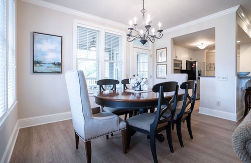 Greensboro Condo | Charming Reynolds Condo; WALK TO THE RITZ; On Golf Course