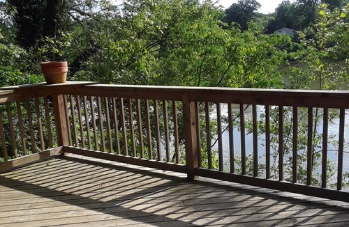 Pennington Bend Cottage | CHARMING RIVER COTTAGE NEAR GRAND OLE OPRY & DOWNTOWN