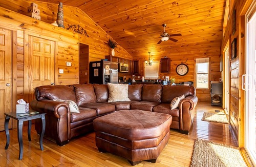 Draper House | Charming riverside with stunning views, cozy interiors, full amenities, and spacious decks.