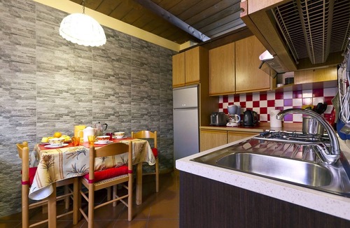 Orta San Giulio Apartment | CHARMING ROMANTIC APARTMENT LAKE VIEW CLOSE TO LAKE/SQUARE/TOWNHALL