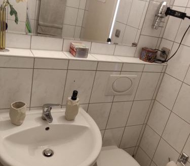 Neuhausen House | Charming Room in a Central Location with perfect Connectivity