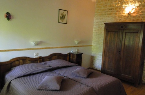 Andilly House | Charming room LES VIGNES