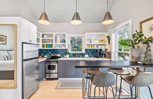 Rosemary Beach Cottage | Charming Rosemary Beach Carriage, South of 30-A. Near Tennis, Pools, and Beach