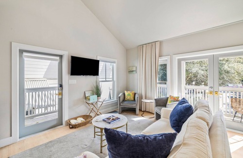 Rosemary Beach Cottage | Charming Rosemary Beach Carriage, South of 30-A. Near Tennis, Pools, and Beach