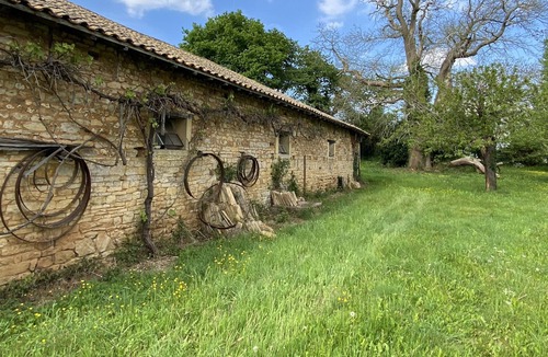 Lezay House | Charming Rustic 5-bedroom Farmhouse With Pool