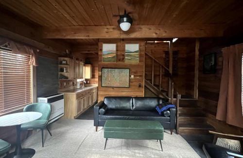 Big Lake House | Charming Rustic Cabin Retreat with Lake Views & Private Deck Near Big Lake Adventures in Wasilla, Alaska