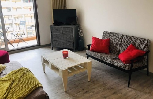 La Napoule Apartment | Charming studio 5 minutes from the beaches and shops.