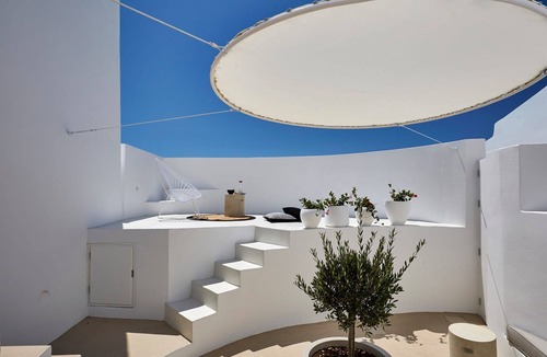 Imerovigli Villa | Charming Santorini Apartment | Gaderois Apartment | 2 Bedrooms